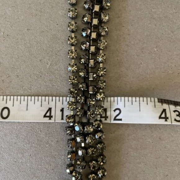 Liz Claiborne 42" Long Flapper Style Smoky Quartz Rhinestone Tennis Necklace - Picture 4 of 7